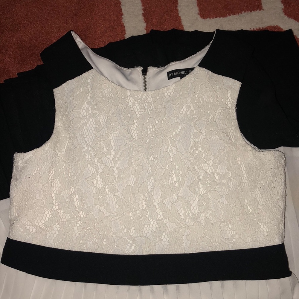 Girls black and white dress